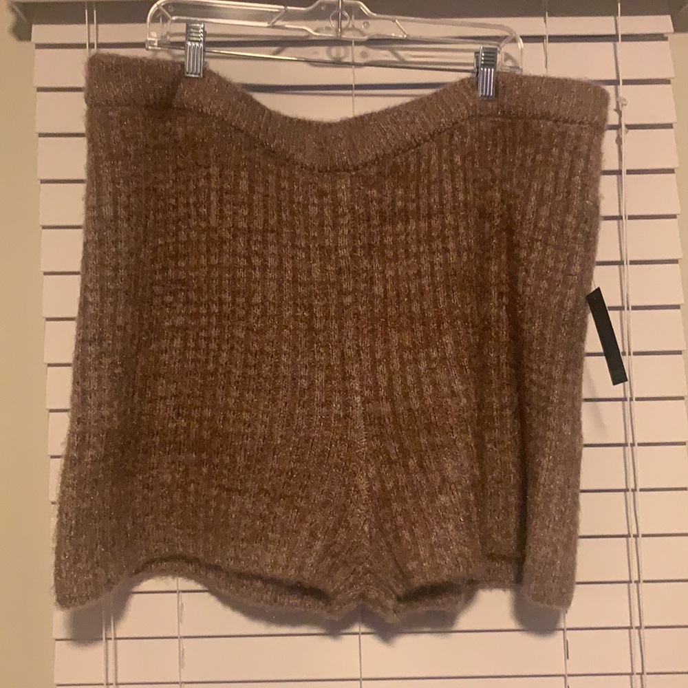 Eloquii Fuzzy Sweater Shorts - Picture 2 of 3